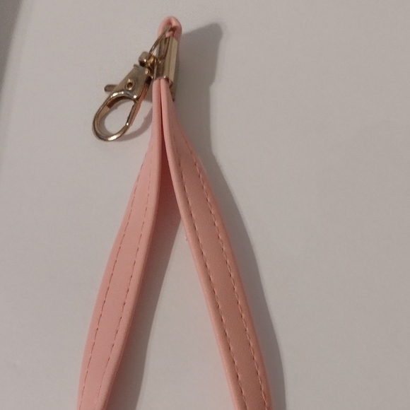 Minnie Mouse Polka Dot Wristlet Travel Toiletry Bag - Picture 6 of 11